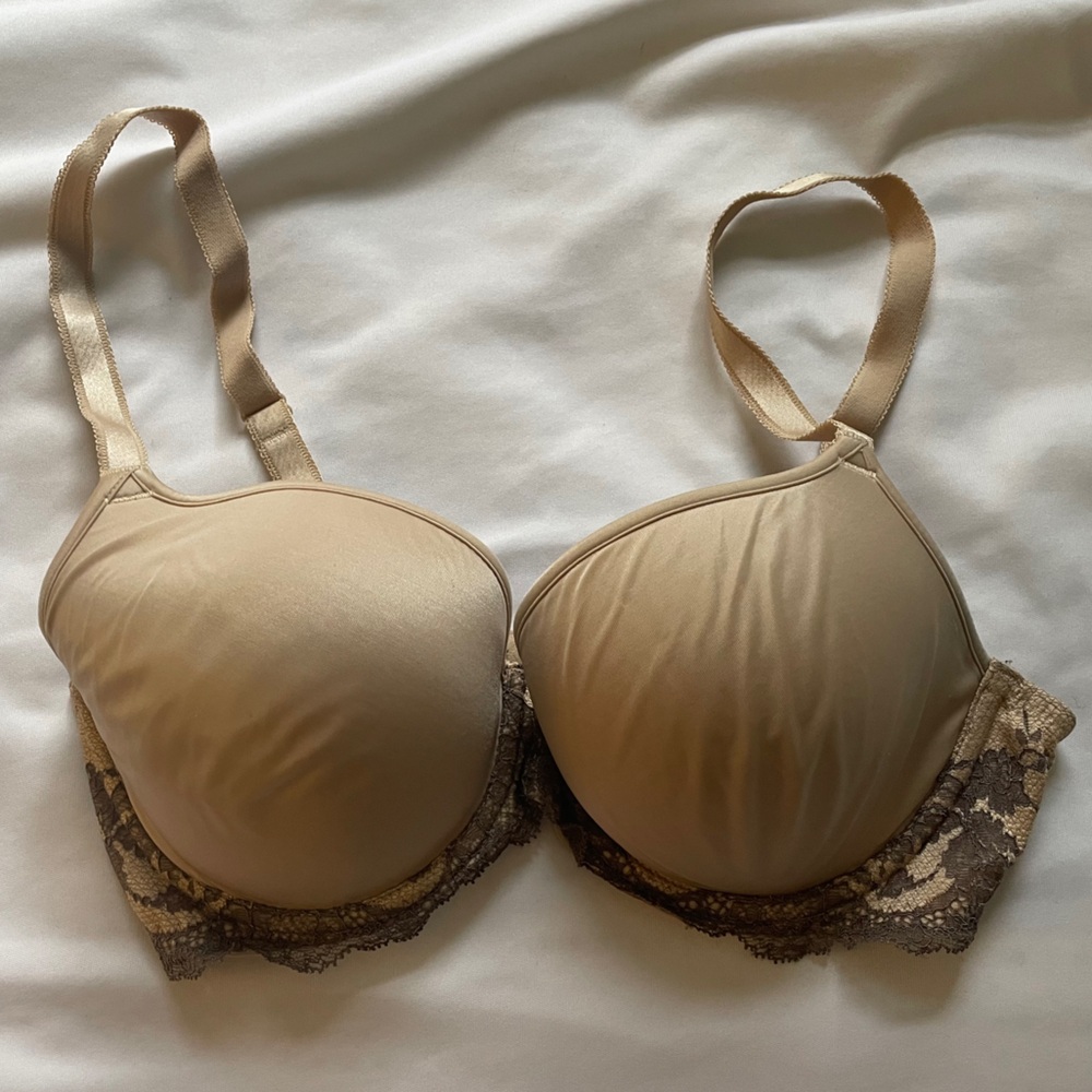 Wacoal Embrace Lace Contour Bra 32DD
